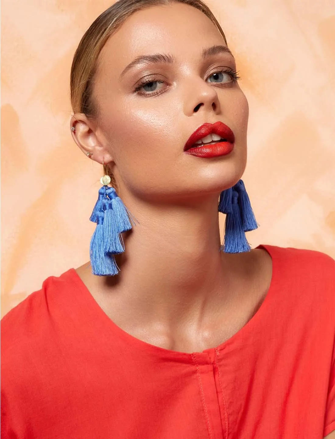 ANA EARRING